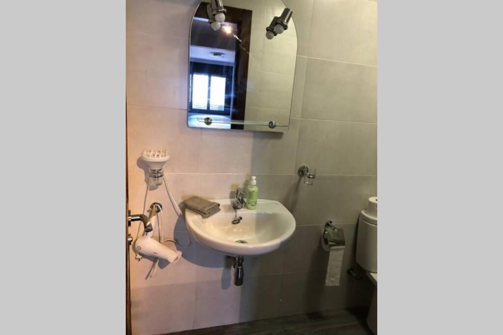 Studio Apartment In Ardales, Cerca El Caminito Del Rey Y Embalses Exterior foto